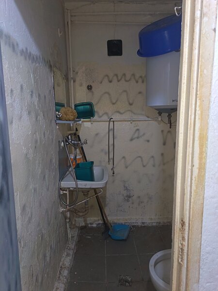 Berceni, Piata Resita,